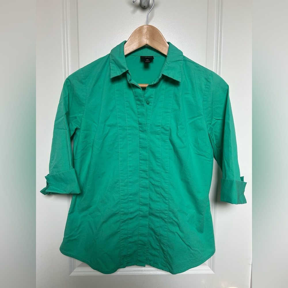 Worthington 3/4 Sleeve Button Down Top